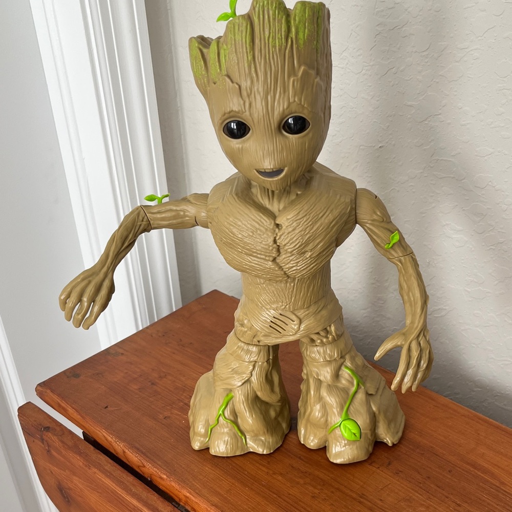 Marvel Groot Large Interactive Tree Character Action Figure